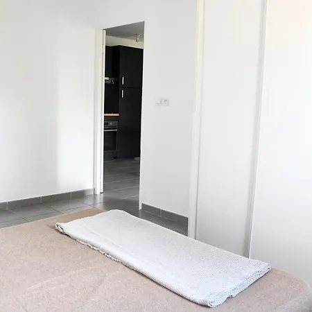 Solazur Yourhosthelper Apartment